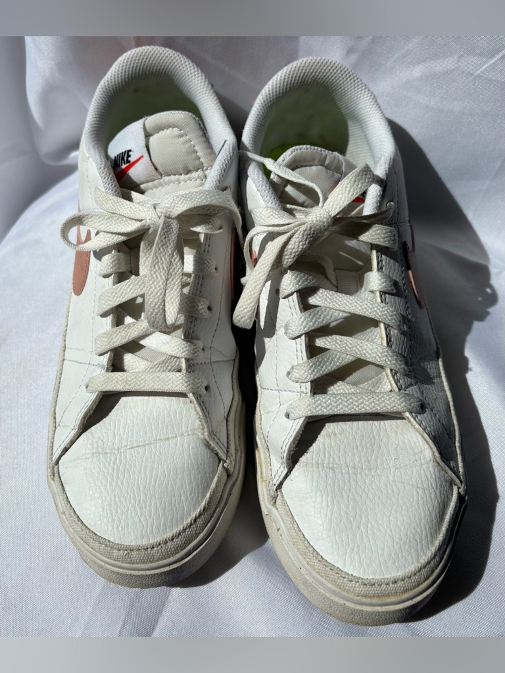 Nike Women’s 8.5 Court Legacy Next Nature White & Rose Pink Casual Sneaker Shoes - Picture 4 of 5